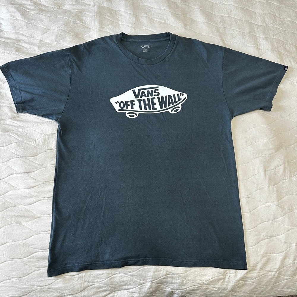 Vans Black Short Sleeve Tee with Iconic Logo